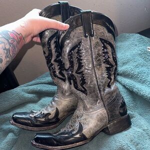 Stylish Black and Gray Sequin Western Boots